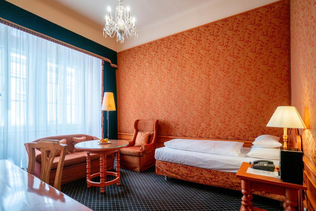 Hotel Konig Von Ungarn เวียนนา ภายนอก รูปภาพ